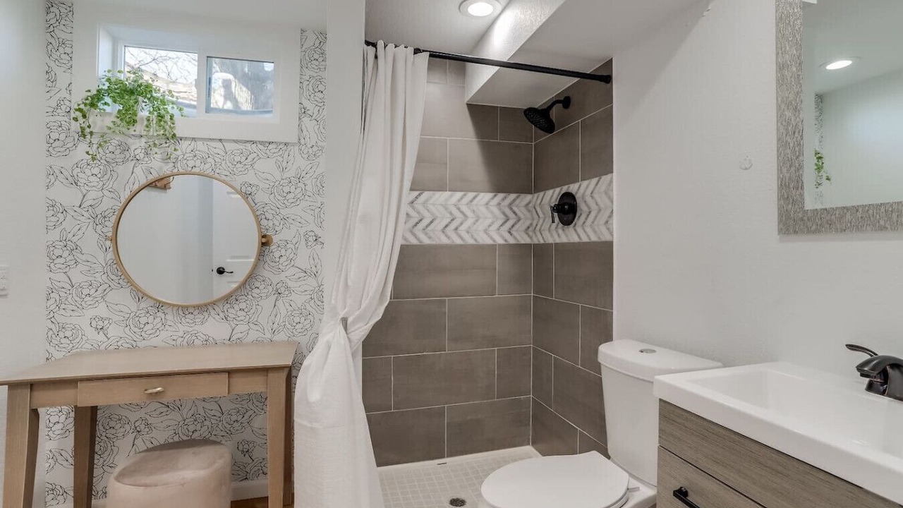 Photo of Bathroom in South Westminster