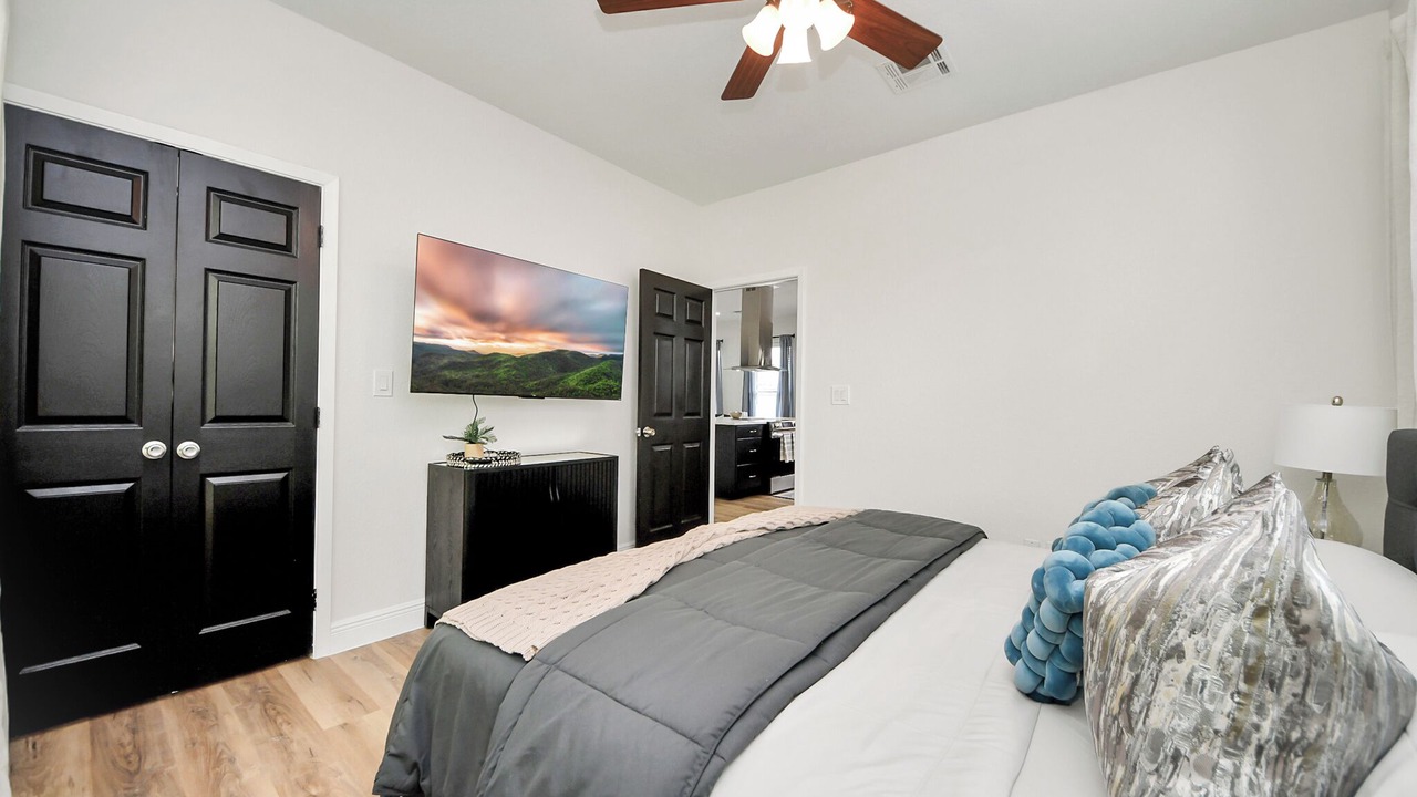Photo of Bedroom in Kemah