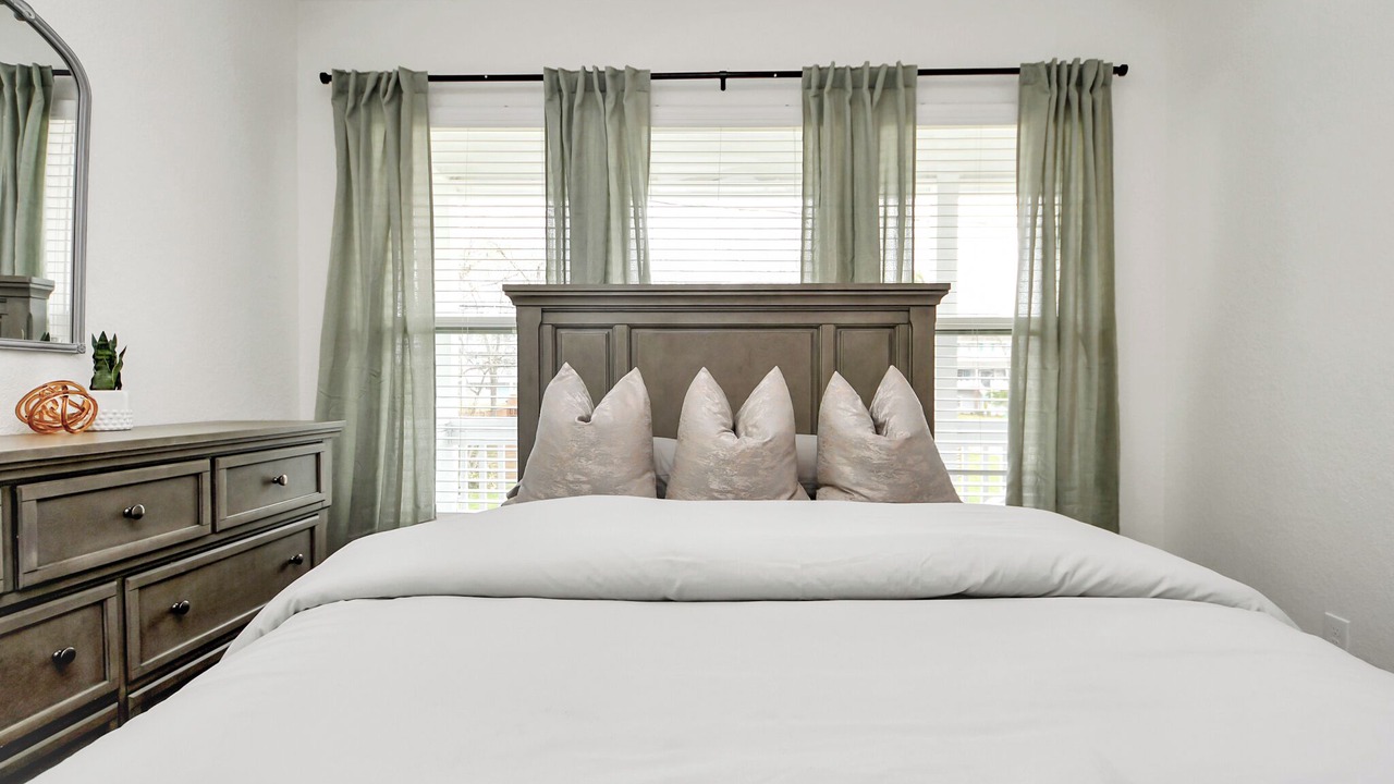 Photo of Bedroom in Kemah