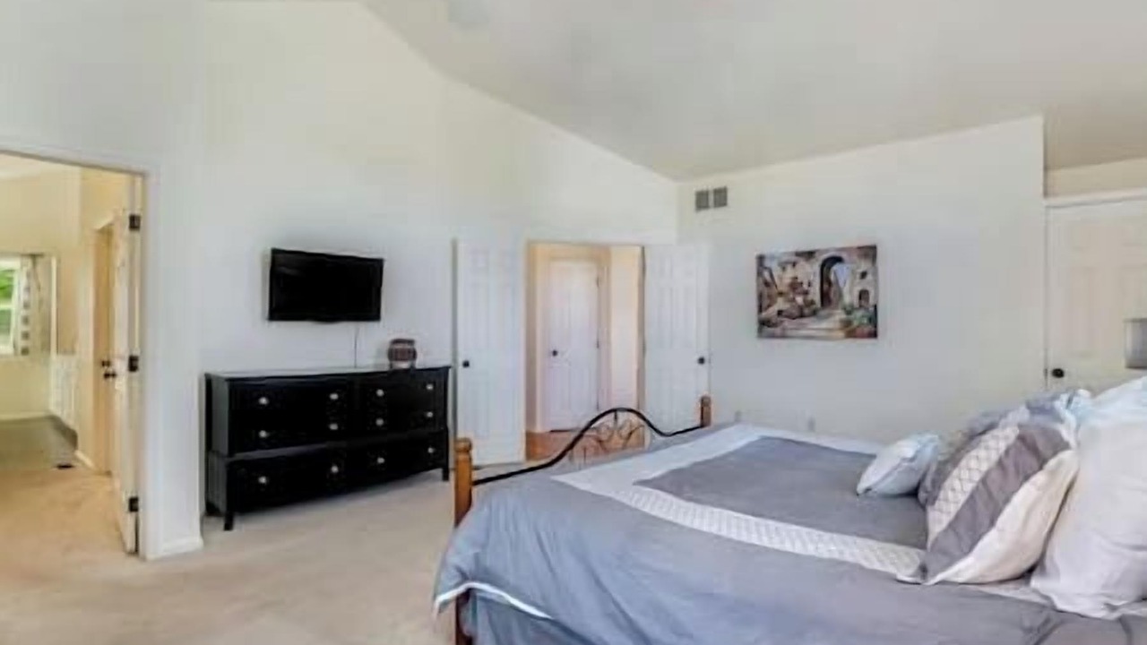 Photo of Bedroom in Castle Rock