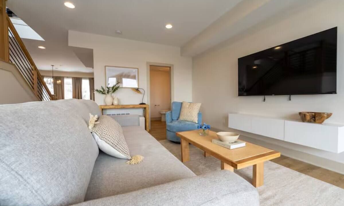 Photo of Livingroom in Covington