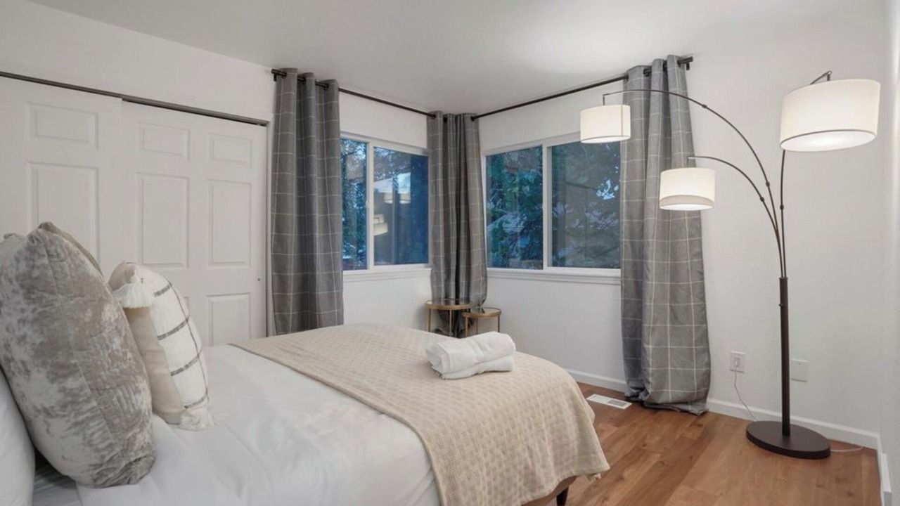 Photo of Bedroom in Walnut Grove
