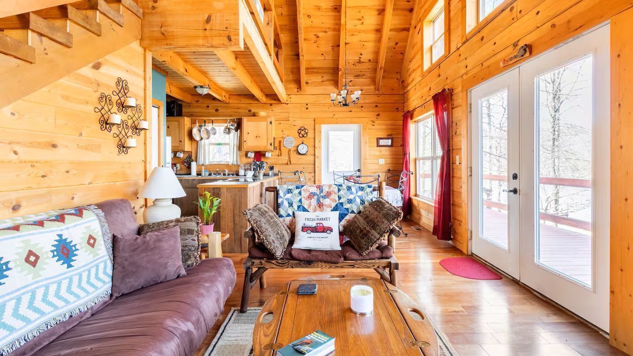 Photo of Livingroom in Dunlap