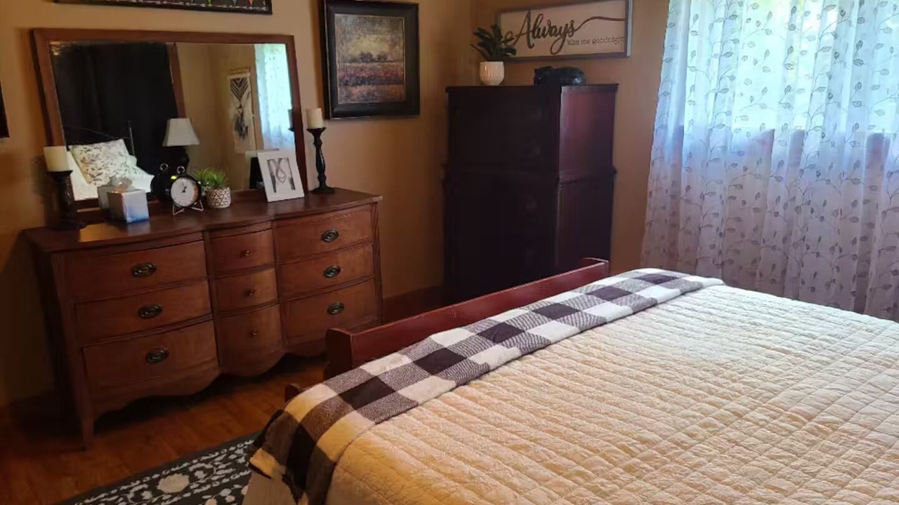 Photo of Bedroom in Pikeville