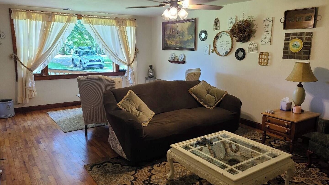 Photo of Livingroom in Pikeville