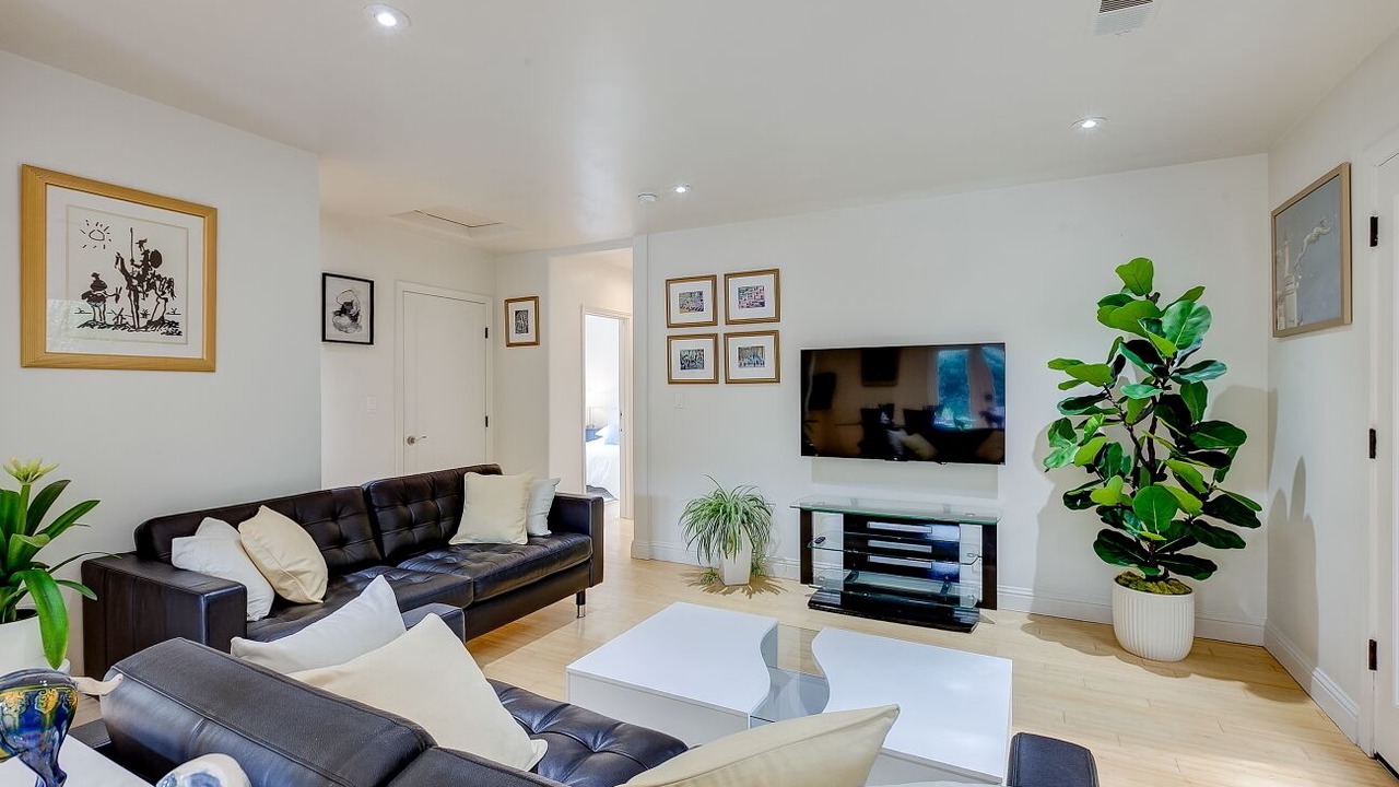 Photo of Livingroom in West San Jose