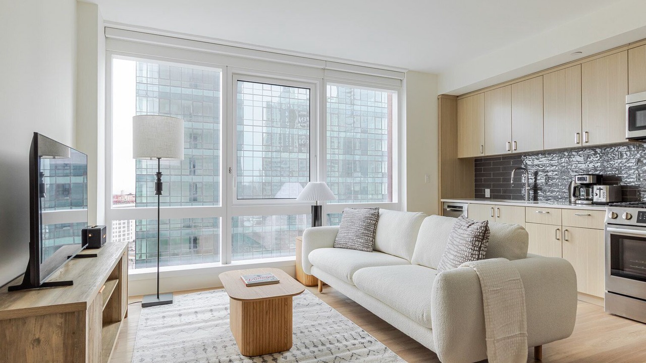 Photo of Livingroom in Hunters Point