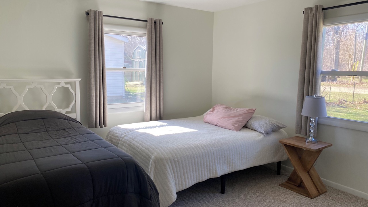 Photo of Bedroom in Paw Paw