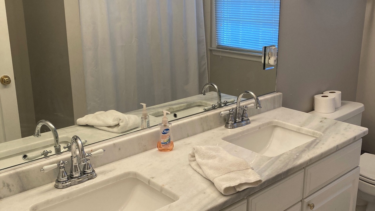 Photo of Bathroom in Brentwood