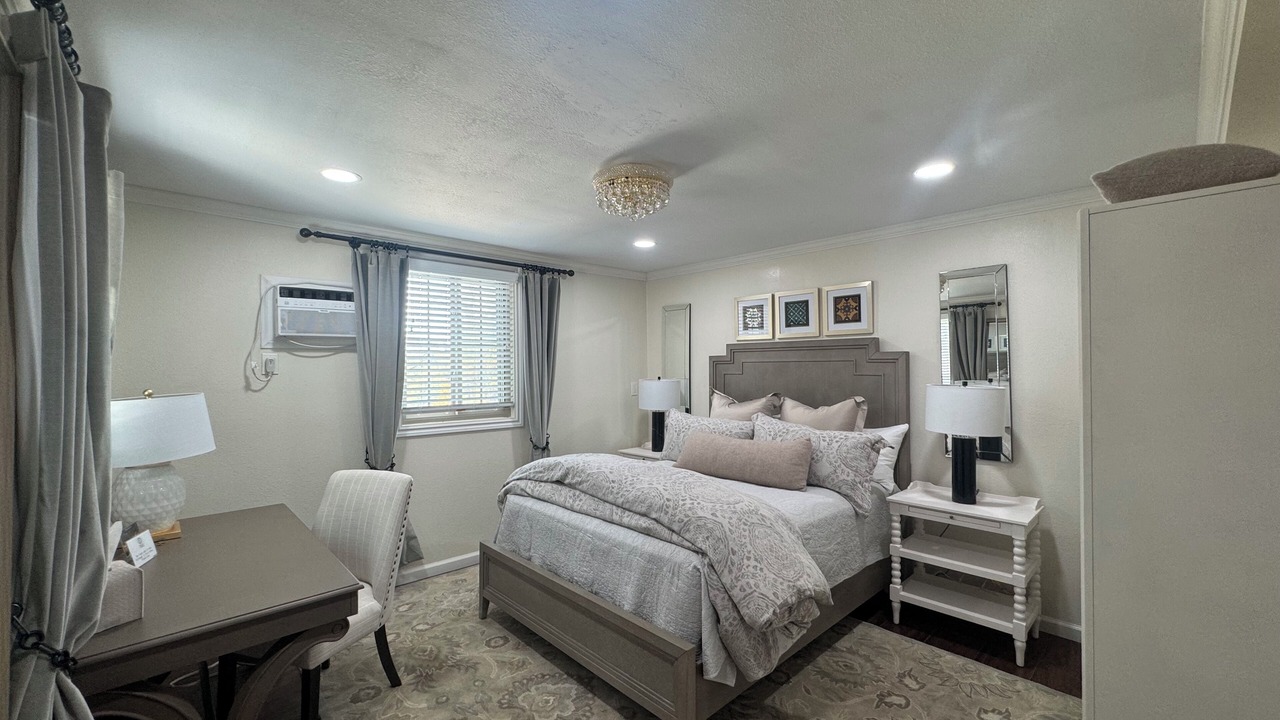 Photo of Bedroom in Escondido