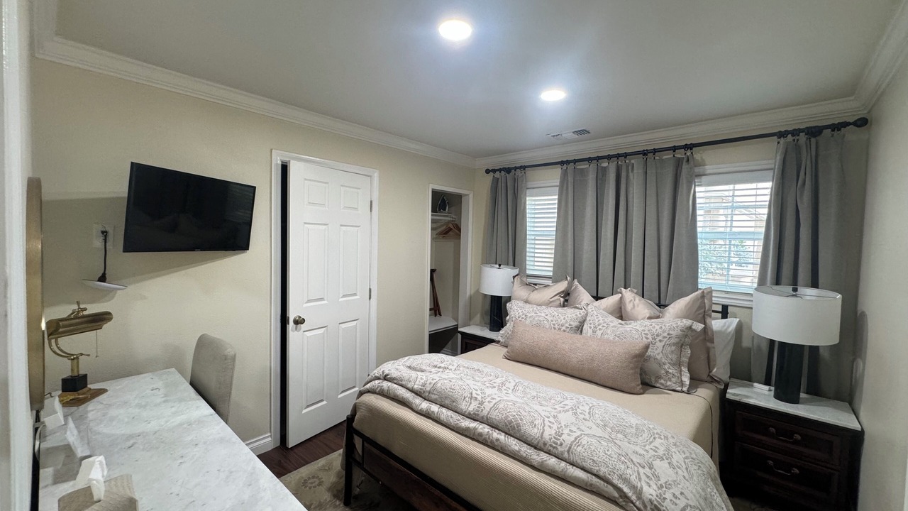 Photo of Bedroom in Escondido