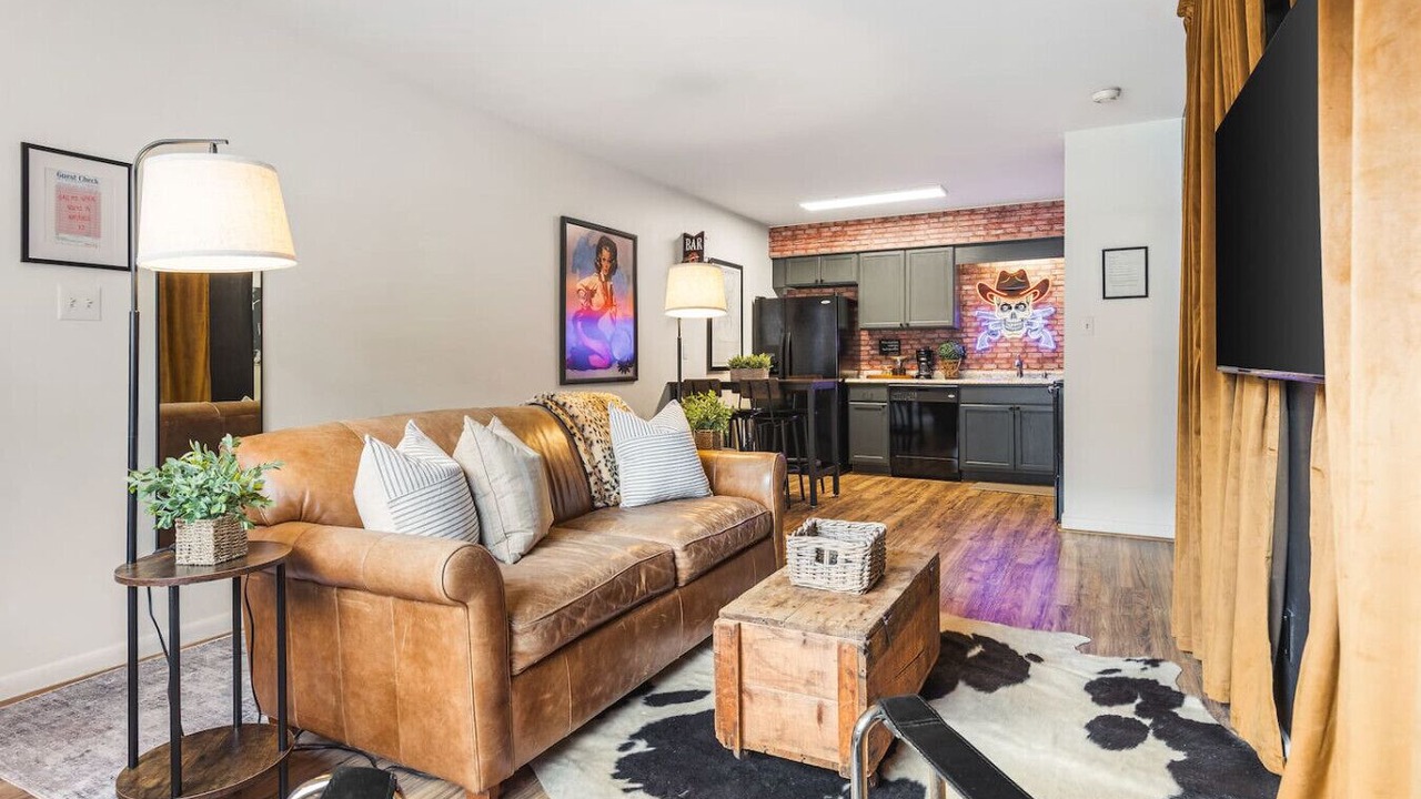 Photo of Bedroom in Music Row