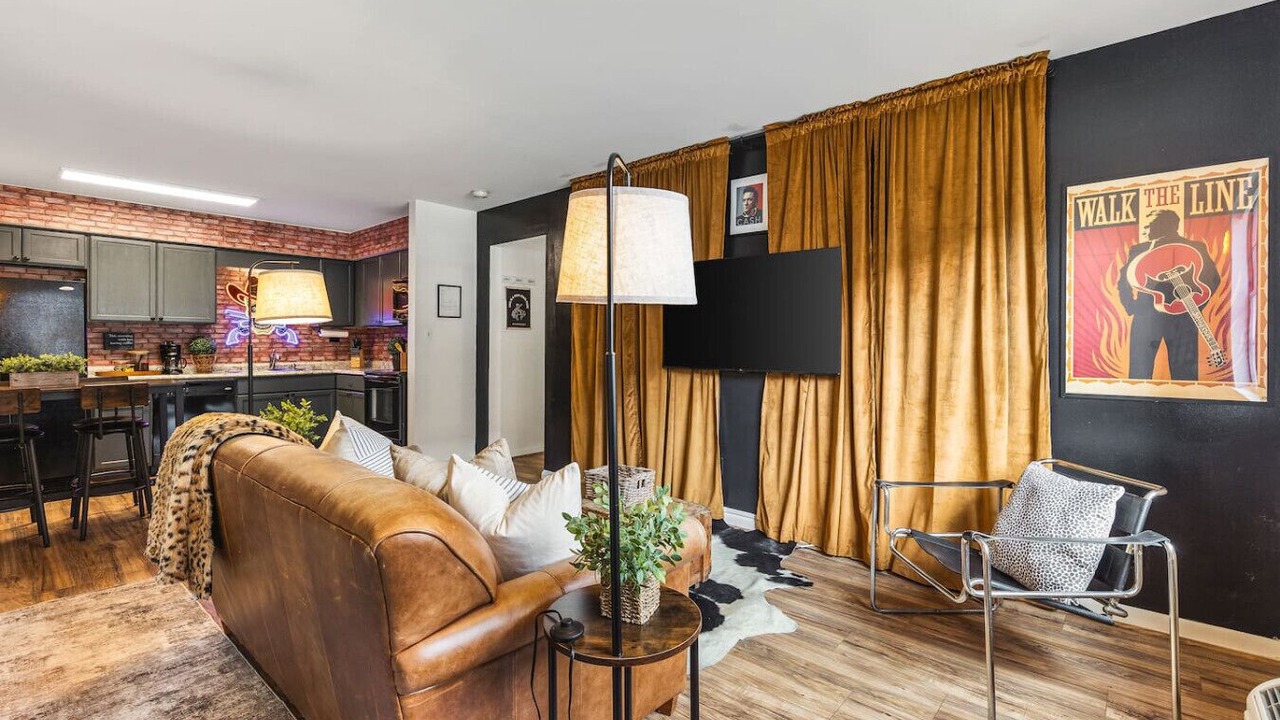 Photo of Bedroom in Music Row