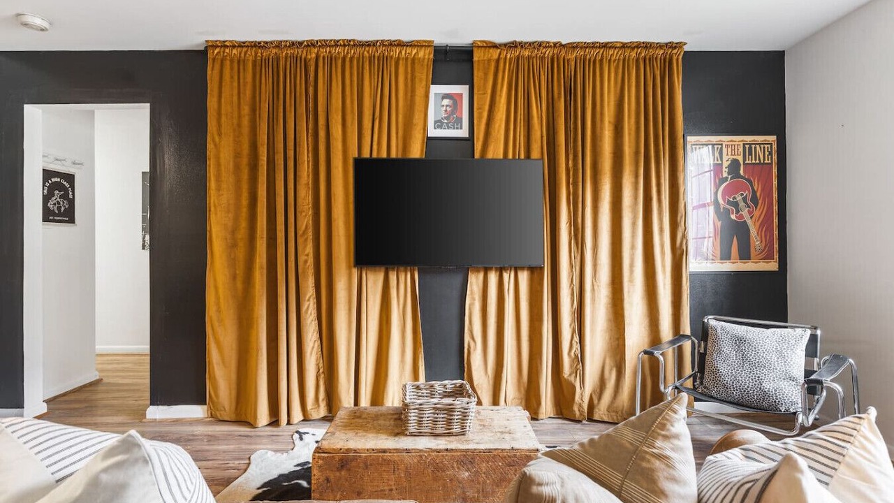 Photo of Bedroom in Music Row