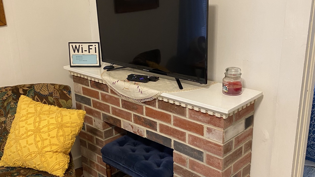 Photo of Livingroom in Pittsfield
