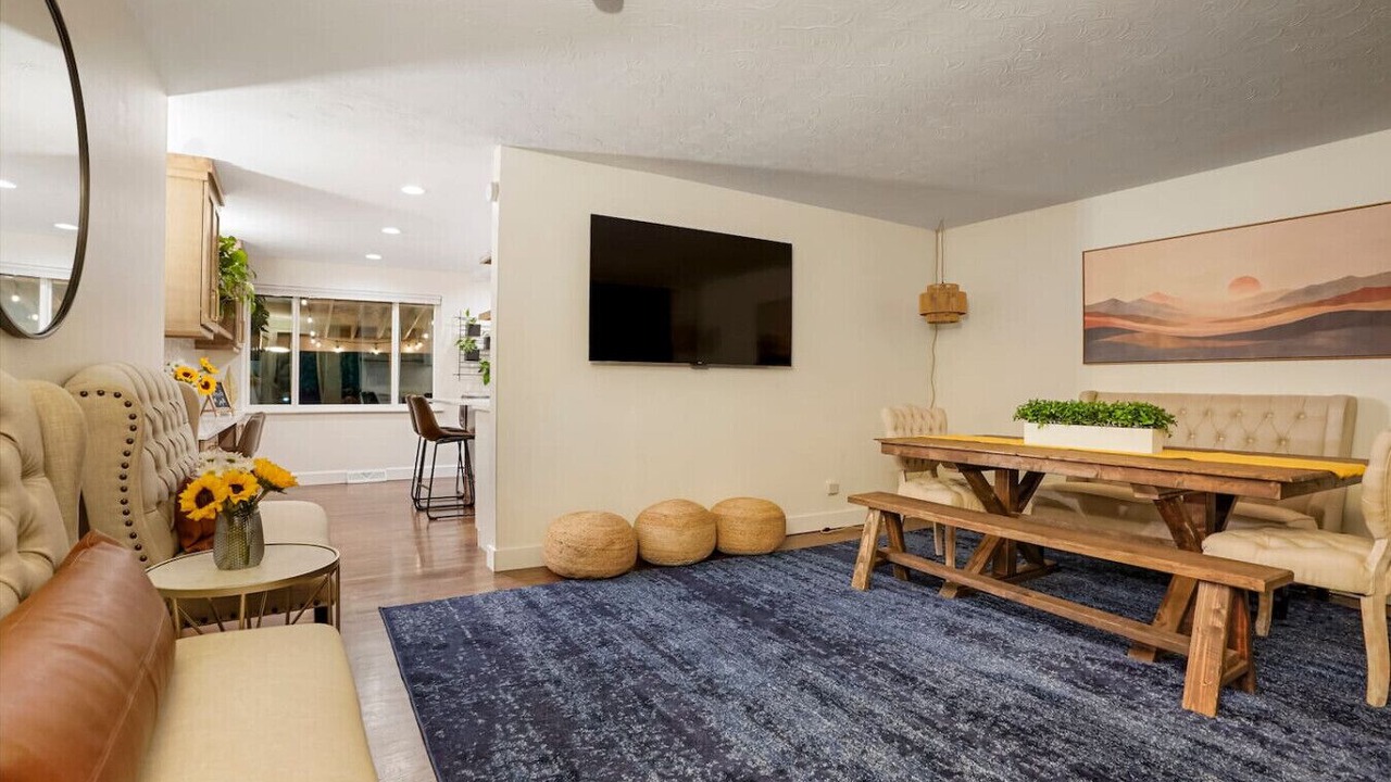 Photo of Livingroom in Alta Vista Area
