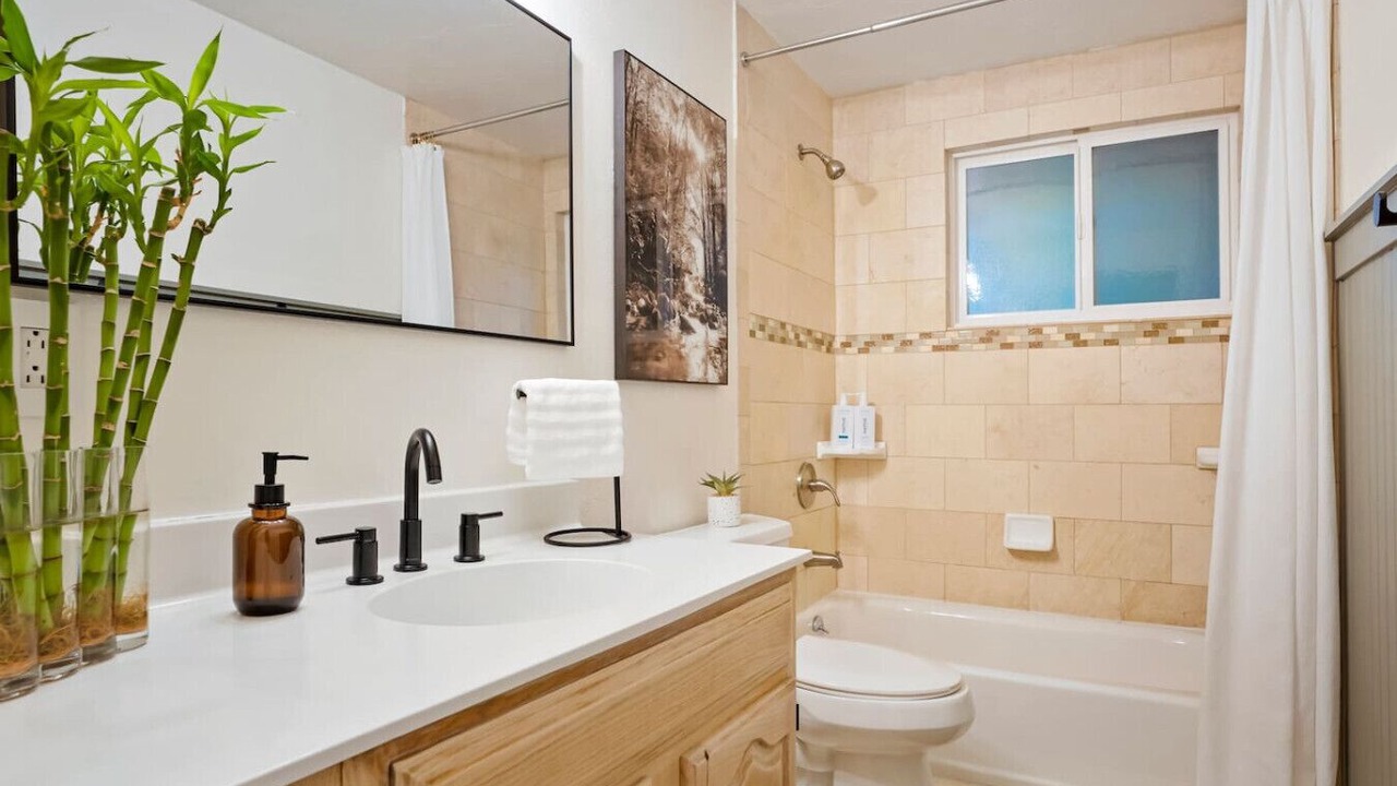 Photo of Bathroom in Alta Vista Area