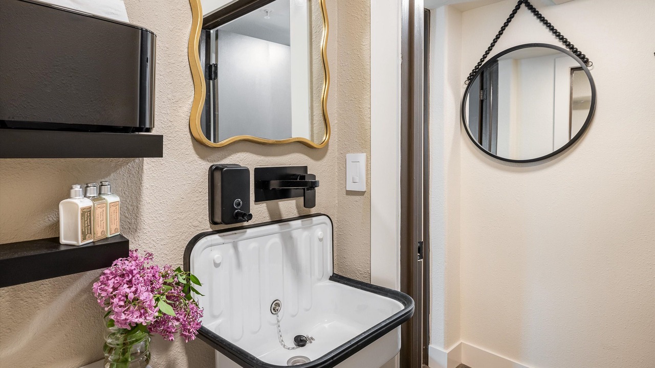 Photo of Bathroom in Boulder