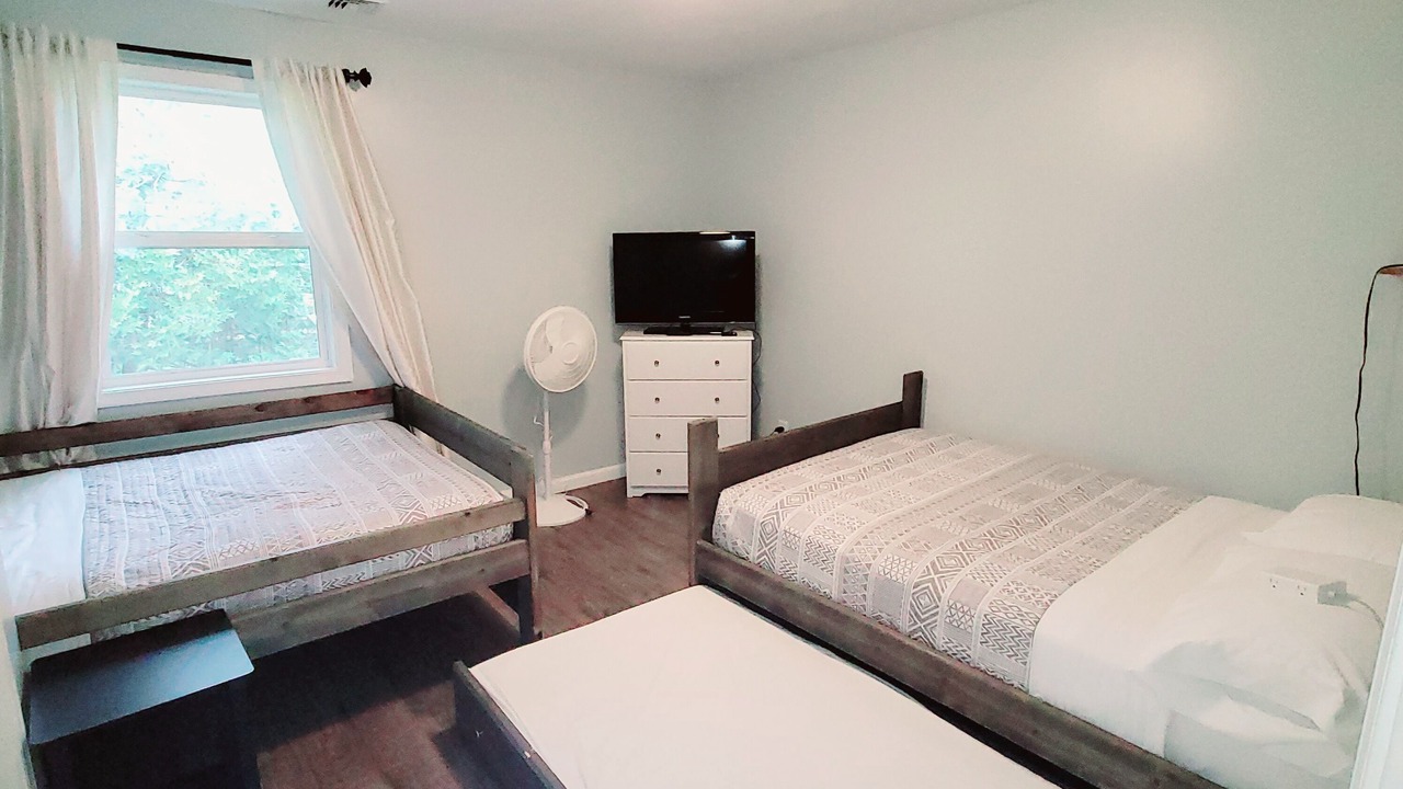 Photo of Bedroom in Sylvan Beach