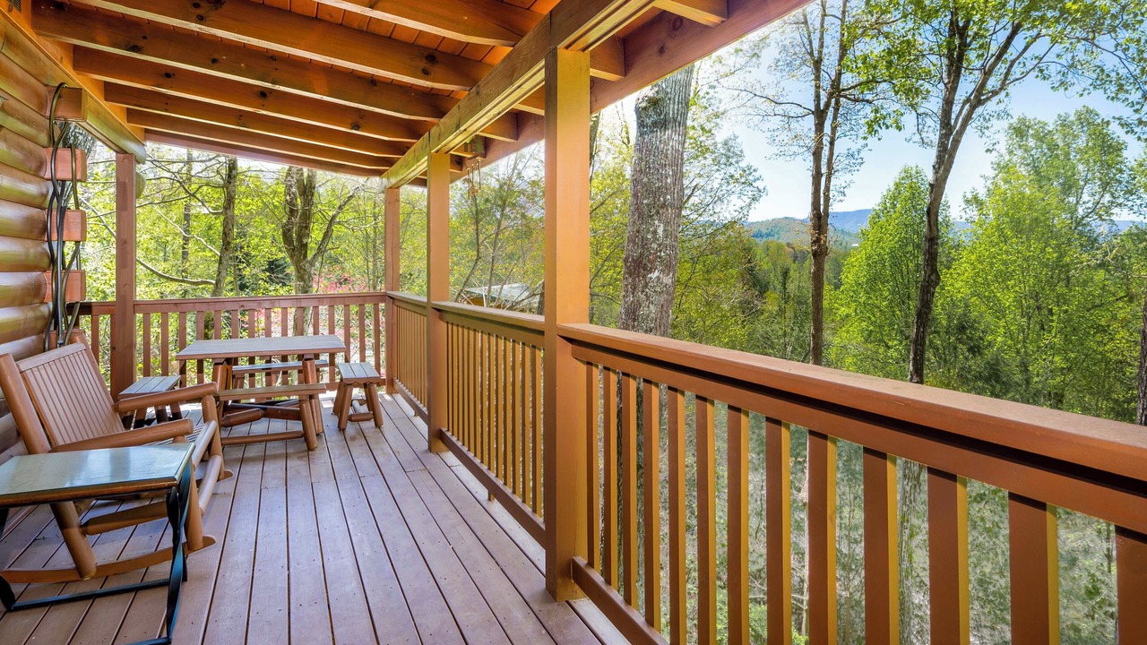 Photo of Patio Balcony in Black Bear Falls