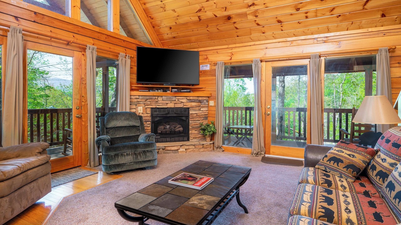 Photo of Livingroom in Black Bear Falls