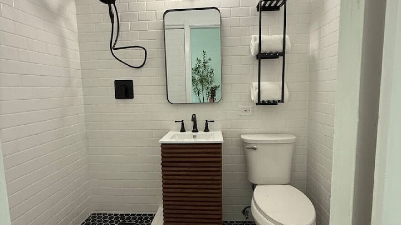 Photo of Bathroom in Downtown Klamath Falls