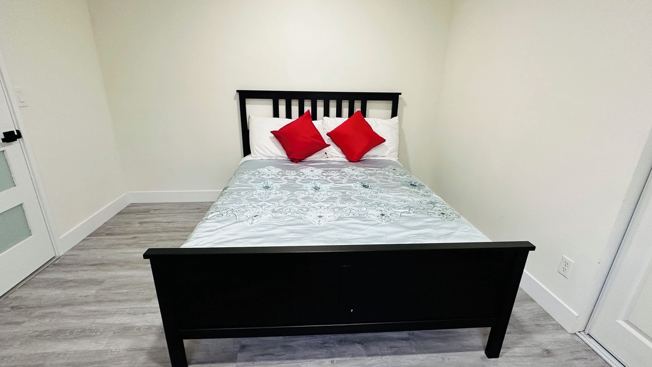 Photo of Bedroom in Mukilteo