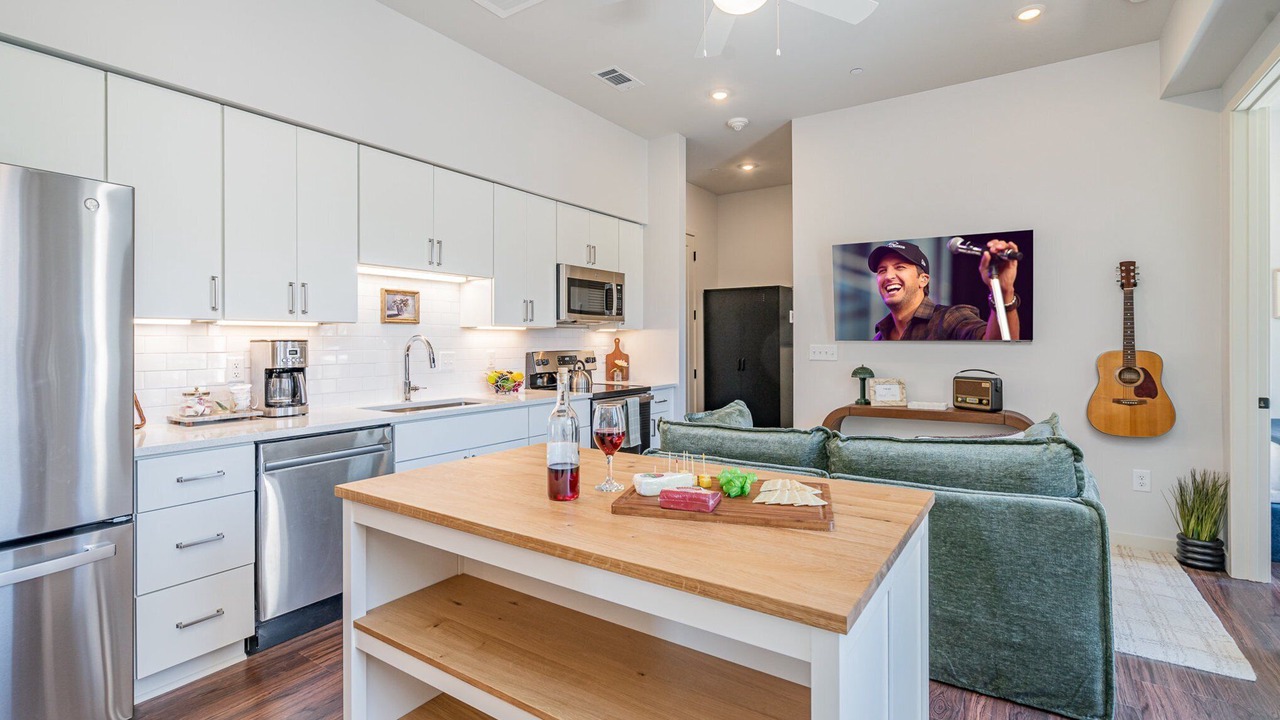 Photo of Bedroom in Music Row