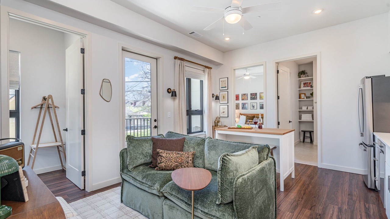 Photo of Bedroom in Music Row