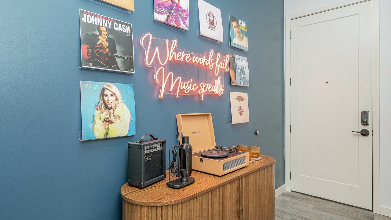 Photo of Others in Music Row