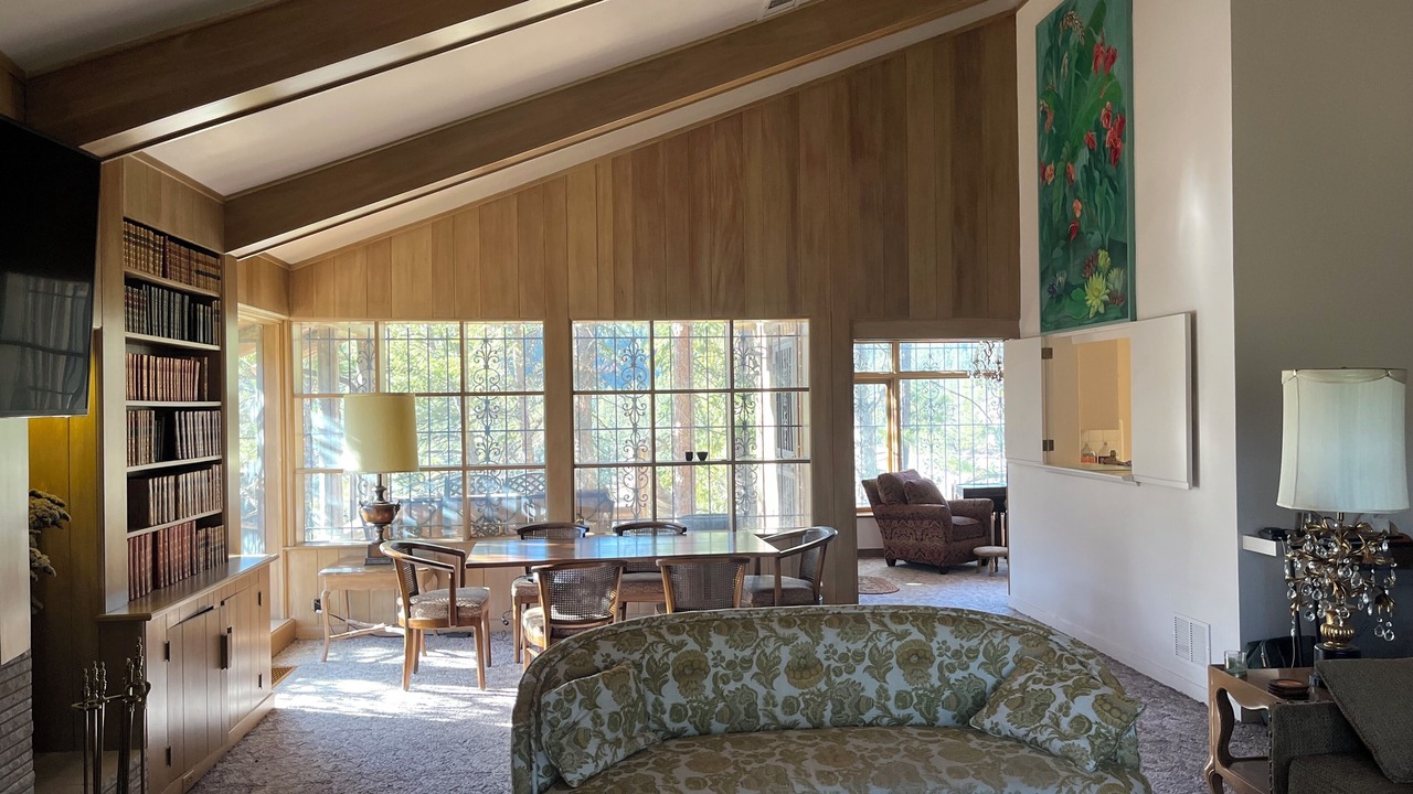 Photo of Livingroom in Kerr Gulch