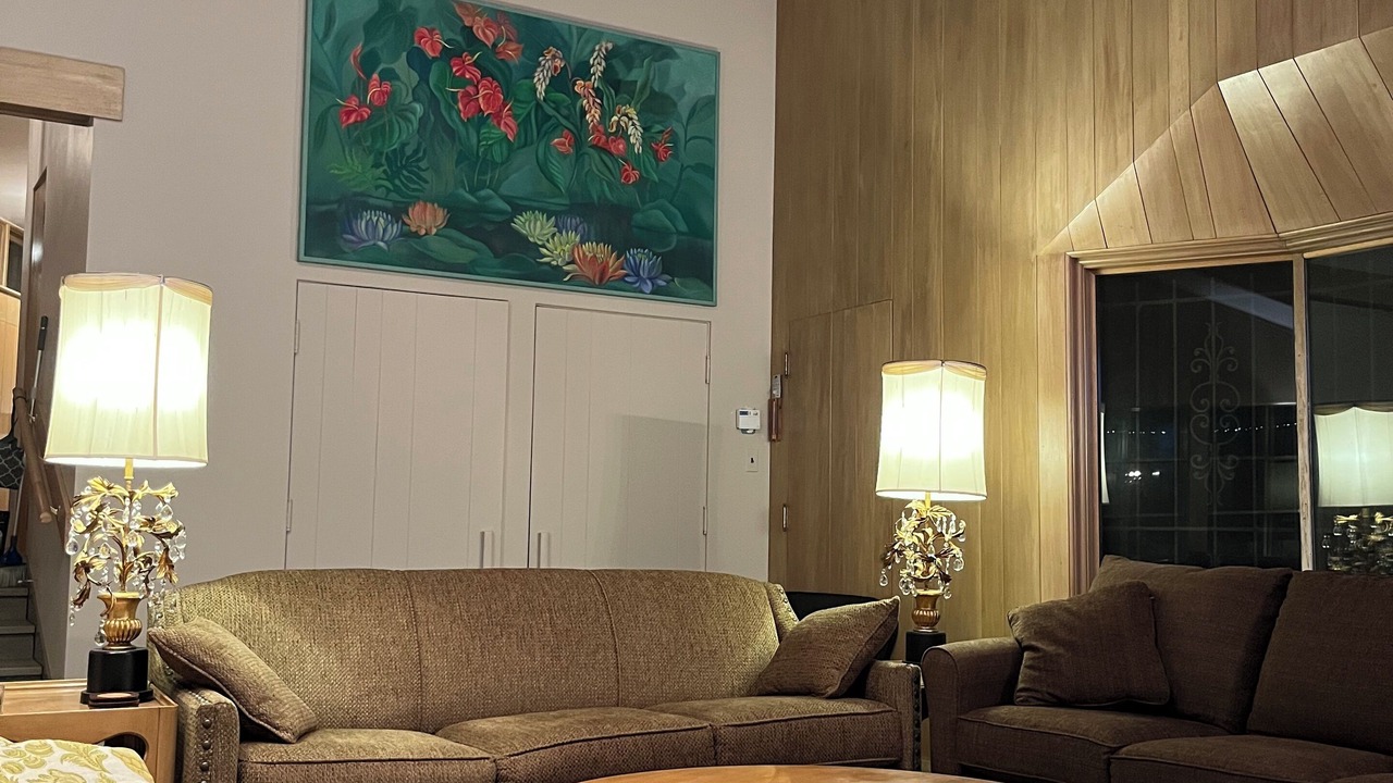 Photo of Livingroom in Kerr Gulch