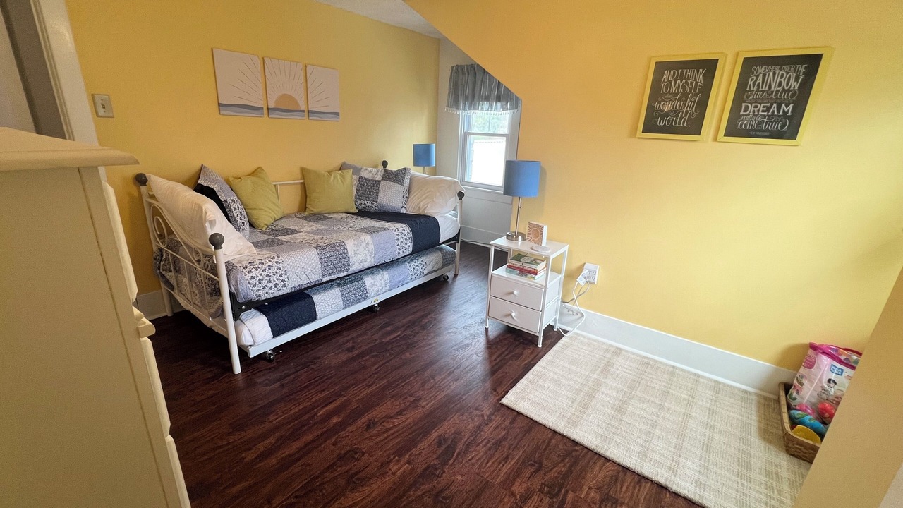 Photo of Bedroom in Elizabethtown
