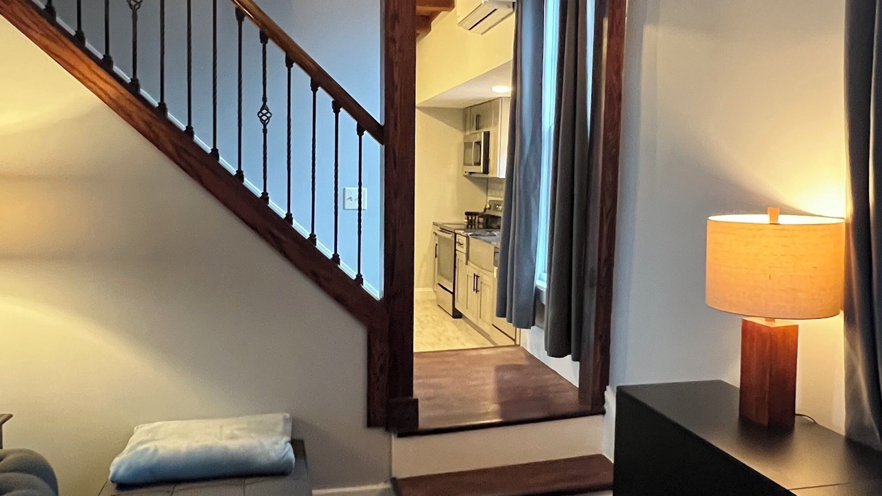 Photo of Livingroom in Elizabethtown