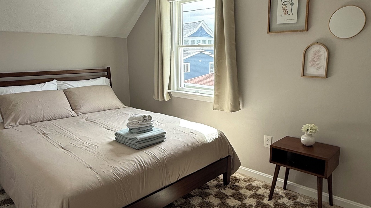 Photo of Bedroom in Quincy
