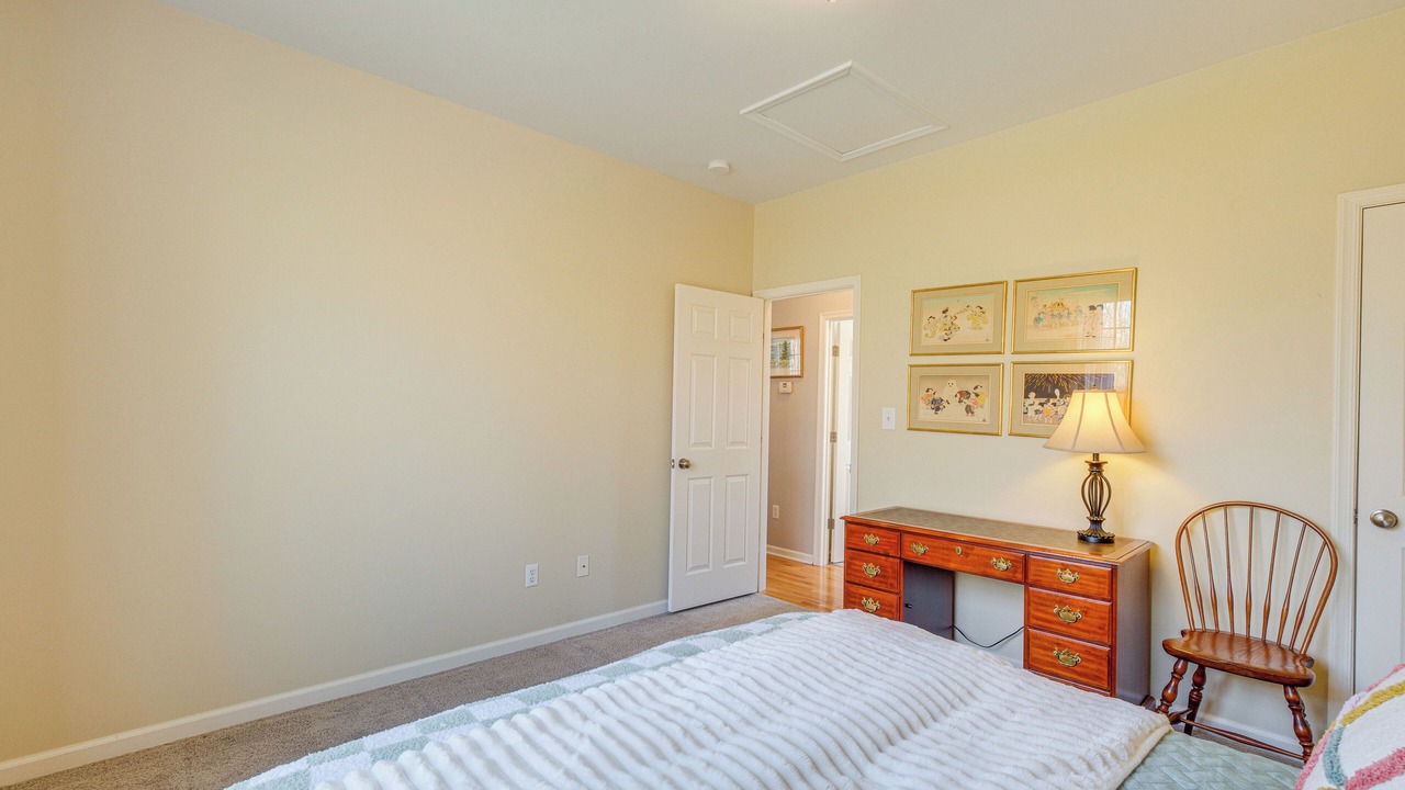 Photo of Bedroom in Louisa