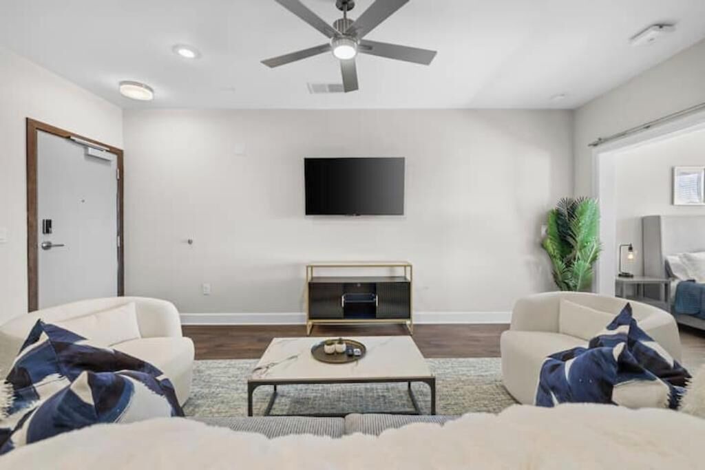 Photo of Livingroom in The Gulch