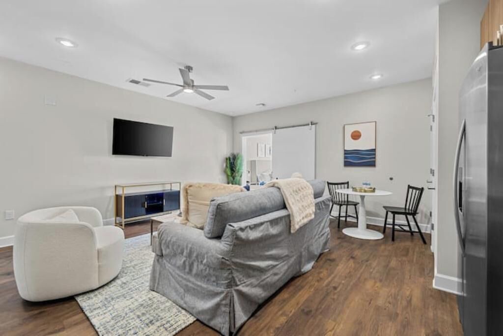 Photo of Livingroom in The Gulch