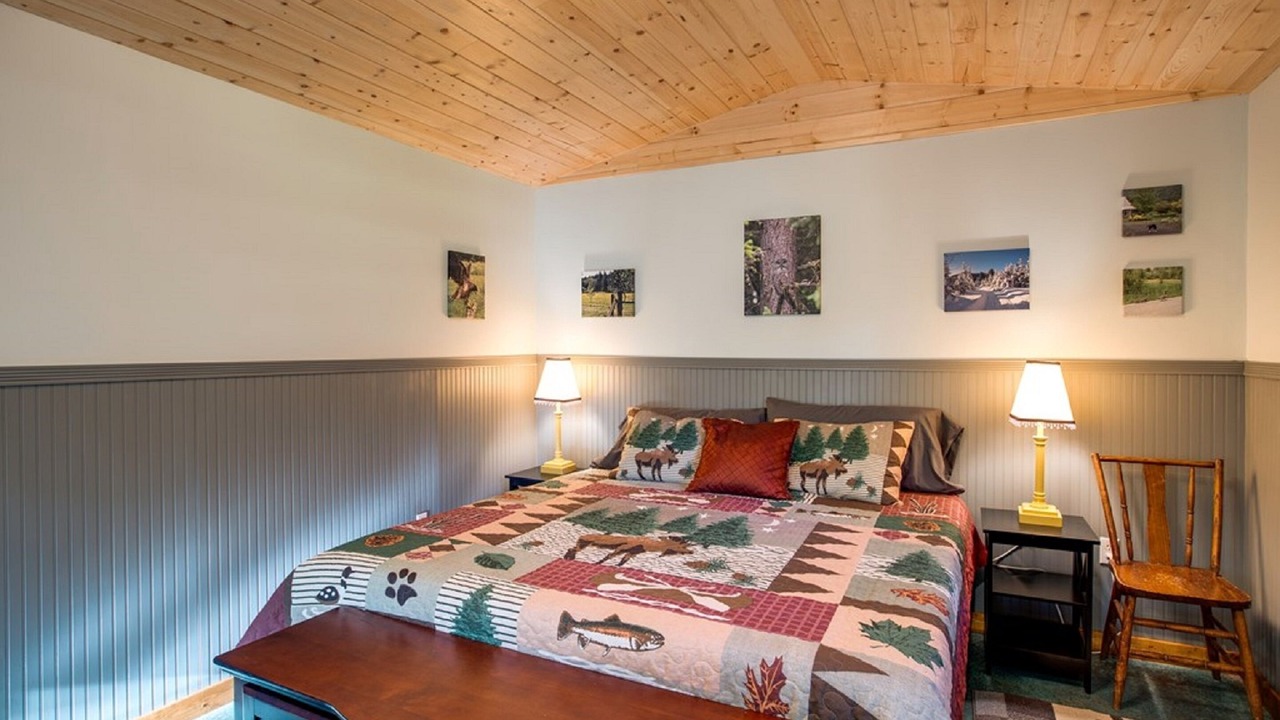 Photo of Bedroom in Maple Falls