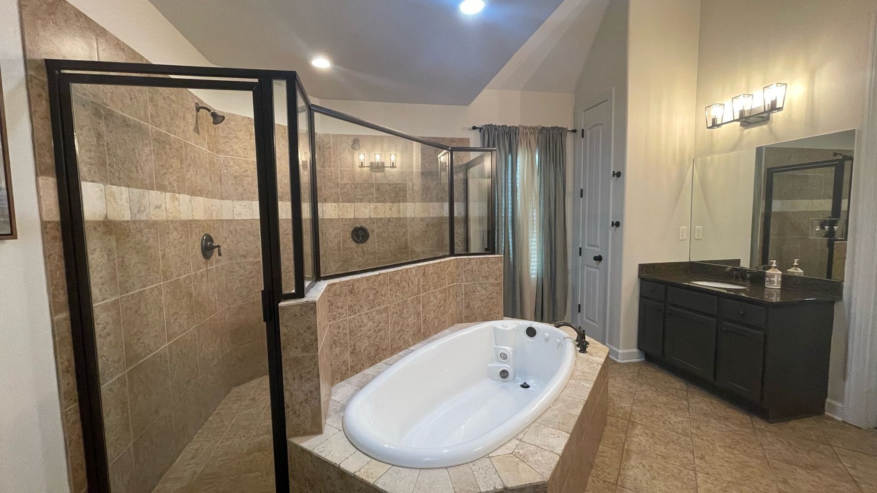 Photo of Bathroom in Cordova