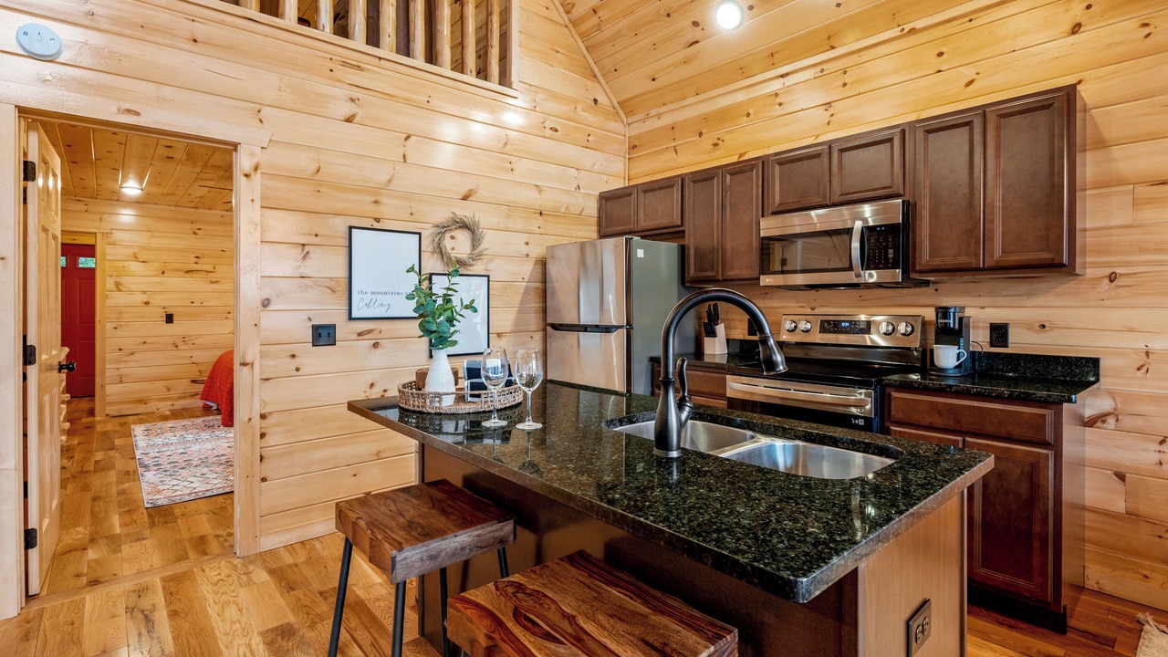 Photo of Kitchen in White Oak Lodge