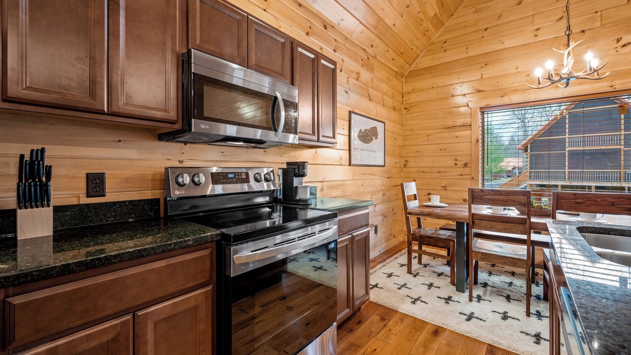 Photo of Kitchen in White Oak Lodge