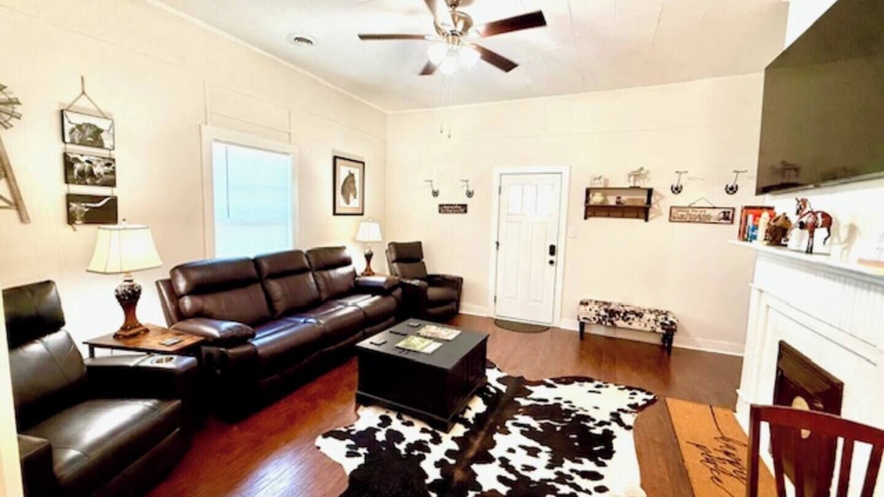 Photo of Livingroom in Shelbyville