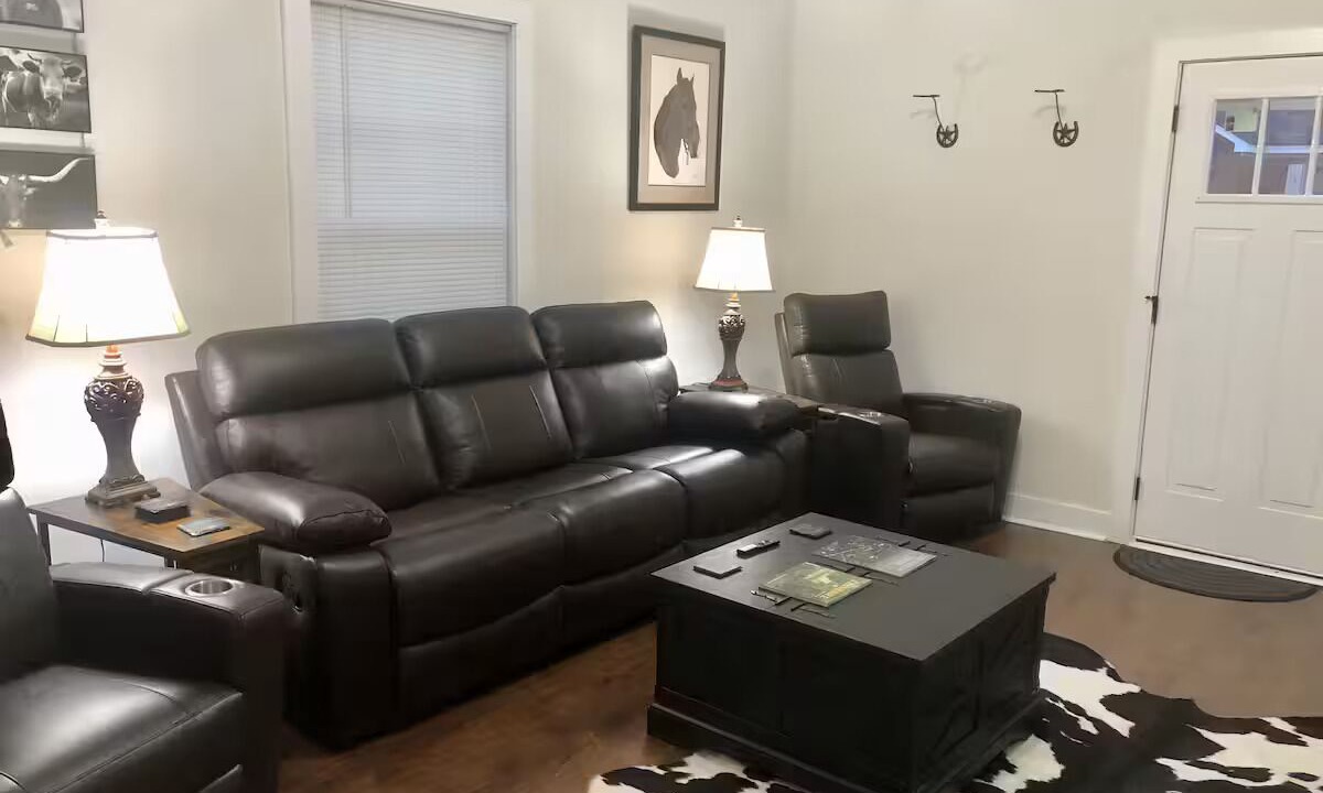 Photo of Livingroom in Shelbyville