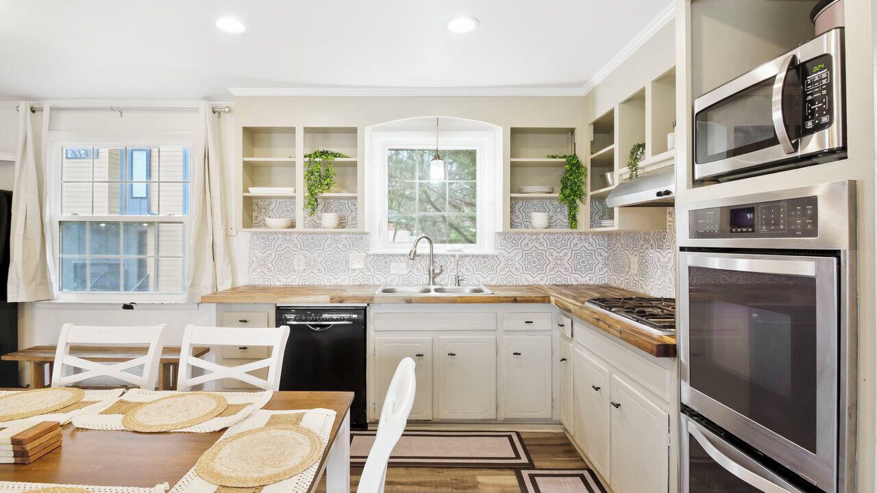 Photo of Kitchen in Charlotte Park