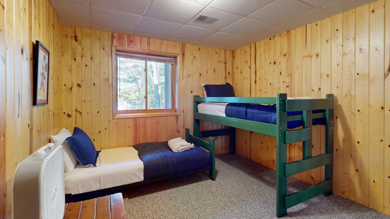Photo of Bedroom in Three Lakes