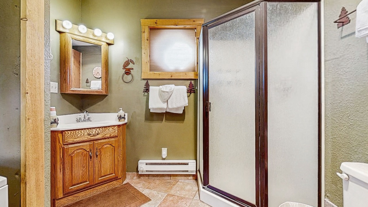 Photo of Bathroom in Drake