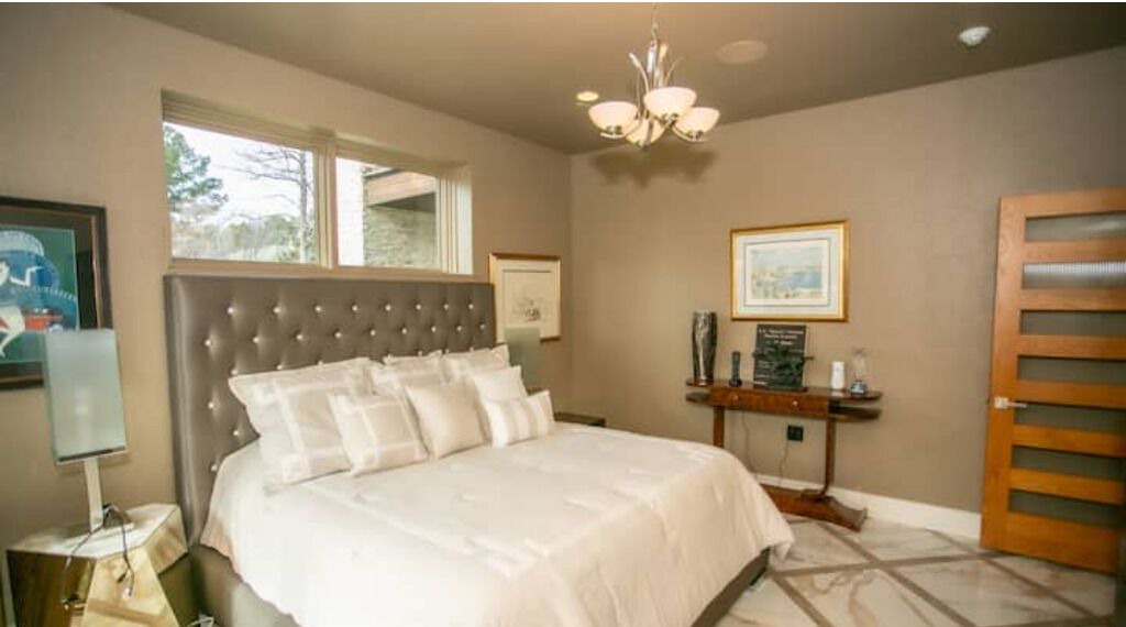 Photo of Bedroom in Marshall