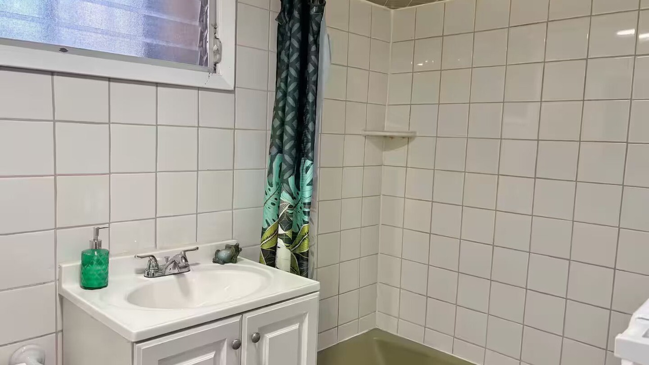 Photo of Bathroom in North Bergen