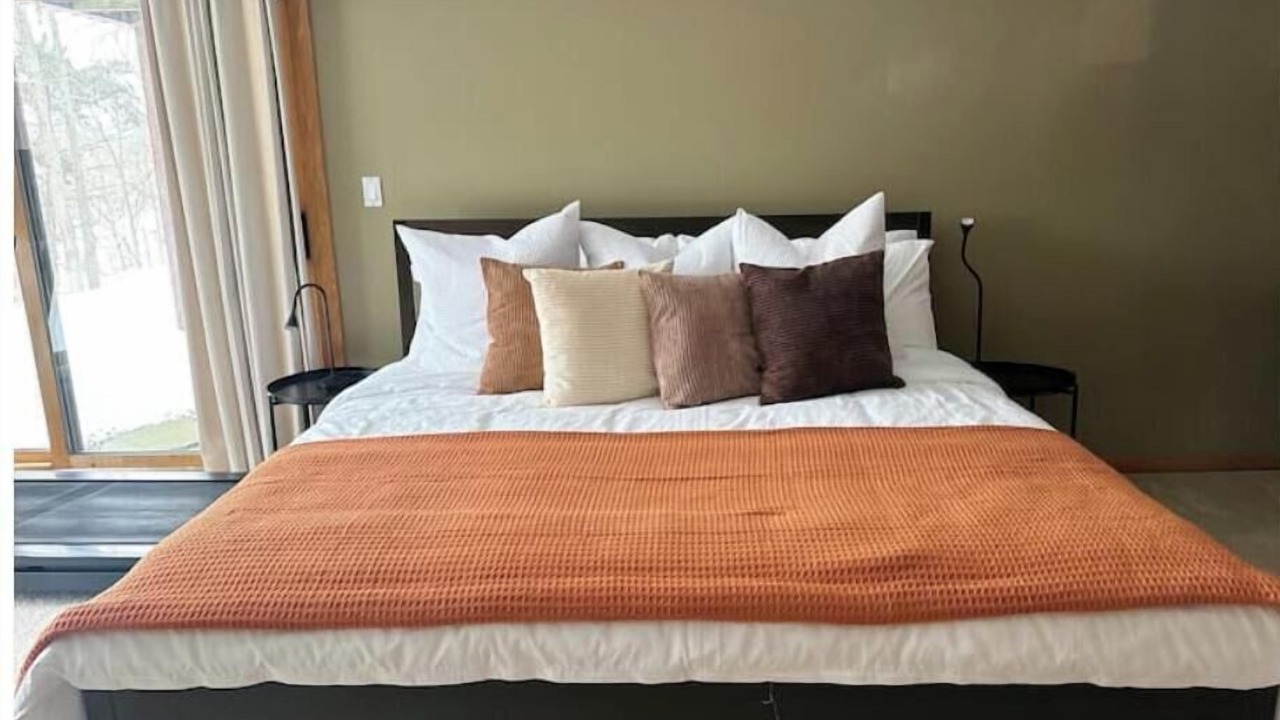 Photo of Bedroom in Manlius